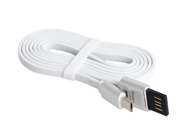 CABLE USB REVERSIBLE EXTRA PLAT AVEC CONNECTIQUE MICRO USB. CHARGE